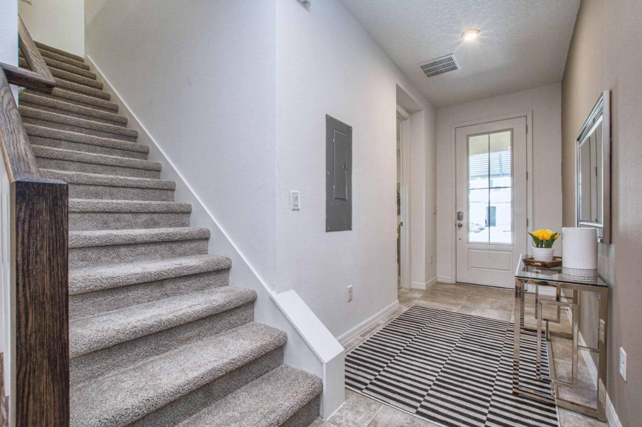 5 Bedrooms Townhome W- Splashpool - 8205Sa Orlando Exterior photo
