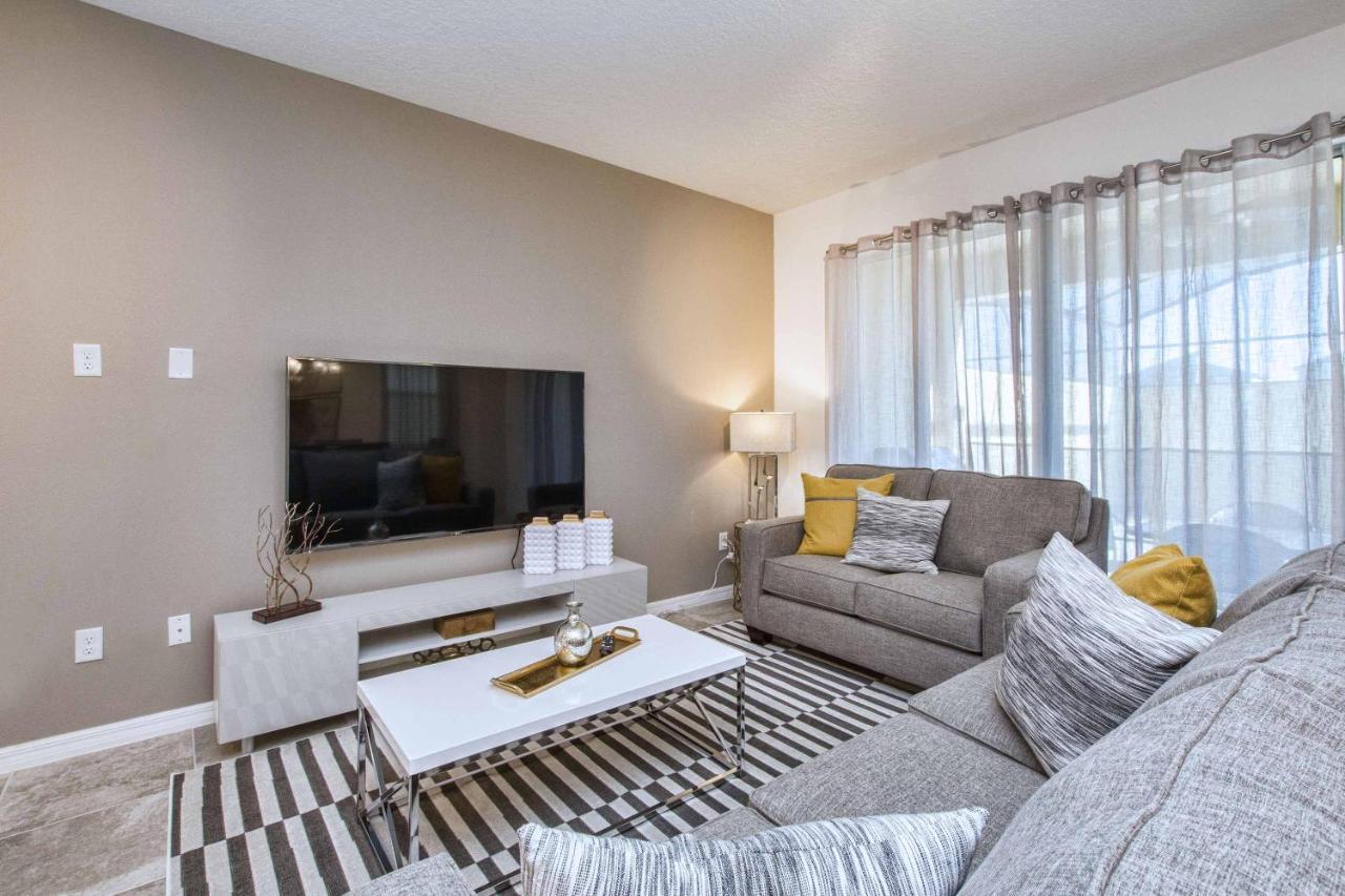 5 Bedrooms Townhome W- Splashpool - 8205Sa Orlando Exterior photo