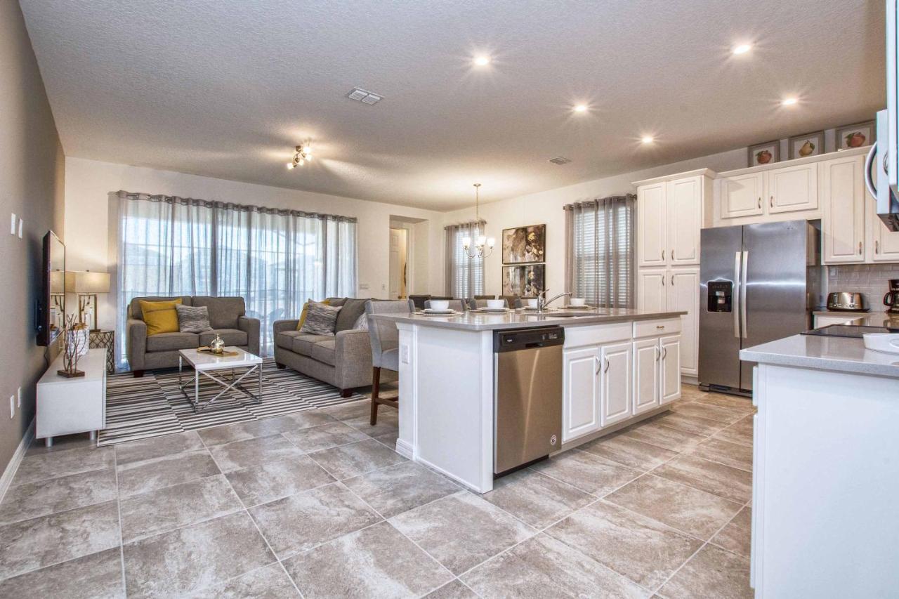 5 Bedrooms Townhome W- Splashpool - 8205Sa Orlando Exterior photo